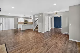 235 Blooming Leaf Wy, Madison, WI 53593 - Photo 14