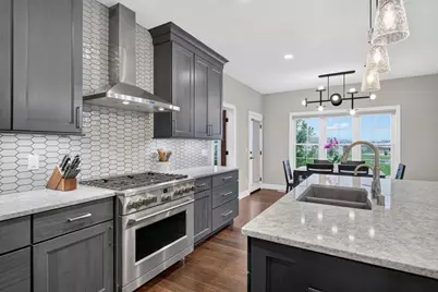 6653 Morning Dew Lane, Sun Prairie, WI 53590 - Photo 12