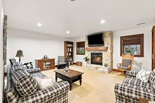 9077 Bentley Green, Verona, WI 53593 - Photo 40