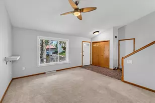 6209 Adobe Way, Madison, WI 53719 - Photo 10