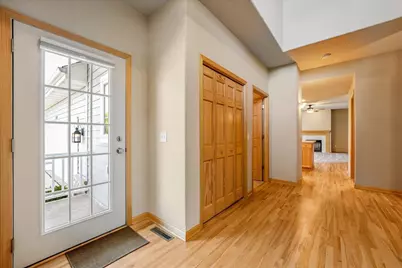 1333 Waldorf Boulevard, Madison, WI 53719 - Photo 12