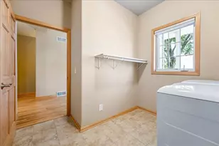 1333 Waldorf Blvd, Madison, WI 53719 - Photo 18