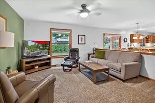 617 Kvamme Ln, Stoughton, WI 53589 - Photo 12