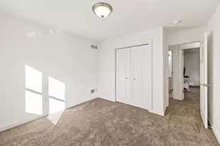 2422 E Hill Dr, Fitchburg, WI 53711 - Photo 20