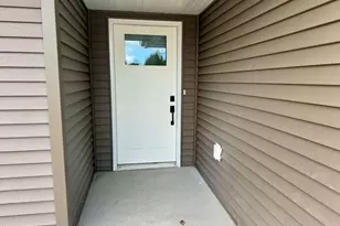 214 Danielle Dr, Randolph, WI 53956 - Photo 8