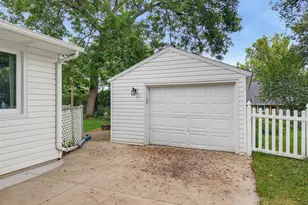 5112 Arrowhead Dr, Monona, WI 53716 - Photo 30
