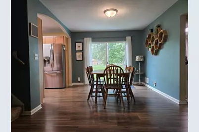 11904 W Oakwood Drive, Franklin, WI 53132 - Photo 12