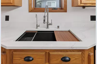 5009 Cottage Grove Road, Madison, WI 53716 - Photo 24