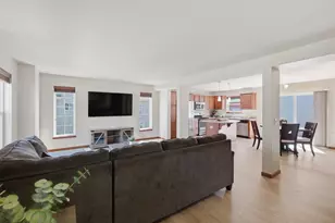 222 Juneberry Dr, Madison, WI 53718 - Photo 4