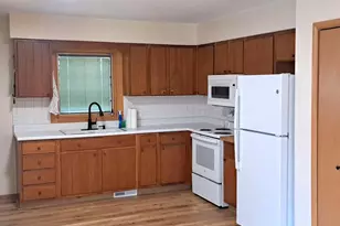 712 10th Ave, New Glarus, WI 53574 - Photo 6
