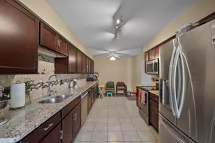 3550 Valley Ridge Rd, Middleton, WI 53562 - Photo 12