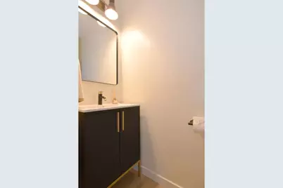 442 East Bluff, Madison, WI 53704 - Photo 8