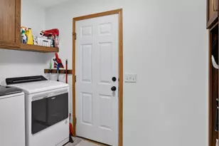 1657 O'Keeffe Ave, Sun Prairie, WI 53590 - Photo 14