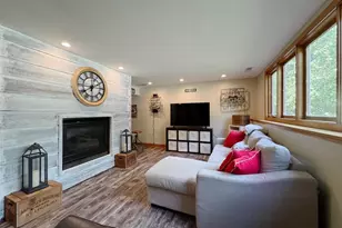 100 Canterbury Ct, Waunakee, WI 53597 - Photo 20