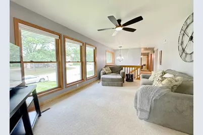 100 Canterbury Court, Waunakee, WI 53597 - Photo 2