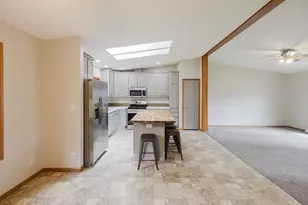 535 Broad St, Mineral Point, WI 53565 - Photo 6