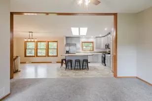 535 Broad St, Mineral Point, WI 53565 - Photo 16