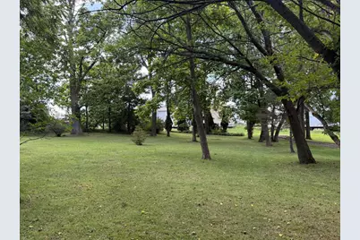 535 Broad Street, Mineral Point, WI 53565 - Photo 38