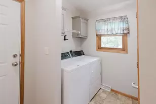 535 Broad St, Mineral Point, WI 53565 - Photo 22