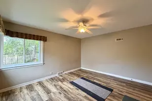 2221 E Ridge Rd, Beloit, WI 53511 - Photo 16
