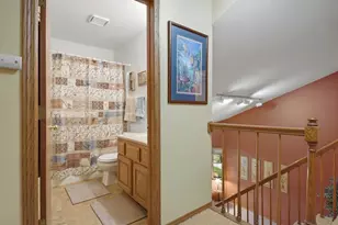 2 Cottonwood Cir, Madison, WI 53704 - Photo 40