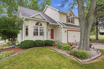 2 Cottonwood Circle, Madison, WI 53704 - Photo 2