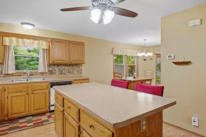 2 Cottonwood Circle, Madison, WI 53704 - Photo 28