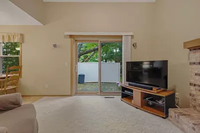 2 Cottonwood Circle, Madison, WI 53704 - Photo 22