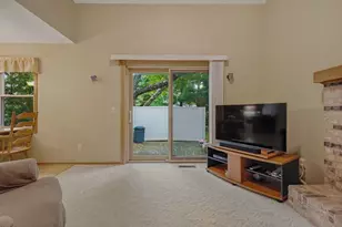 2 Cottonwood Cir, Madison, WI 53704 - Photo 22