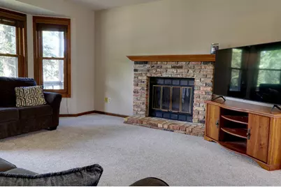 3205 Clove Drive, Madison, WI 53704 - Photo 6