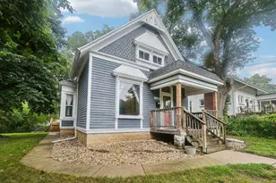 624 S Garfield Ave, Janesville, WI 53545 - Photo 2