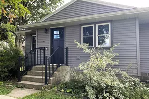 407 W Harrison St, Columbus, WI 53925 - Photo 4