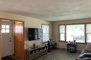 407 W Harrison St, Columbus, WI 53925 - Photo 12