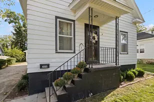306 W Edgewater St, Portage, WI 53901 - Photo 2