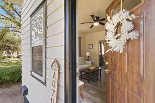 306 W Edgewater St, Portage, WI 53901 - Photo 6