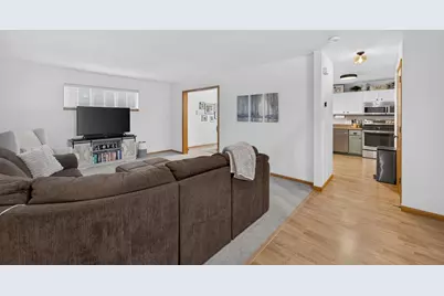 3713 Frosted Leaf Drive, Madison, WI 53719 - Photo 6