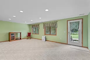 1525 15th St, Baraboo, WI 53913 - Photo 36