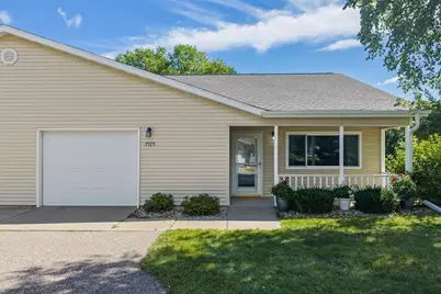 1525 15th Street, Baraboo, WI 53913 - Photo 1