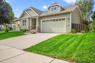 250 Wind Stone Dr, Madison, WI 53718 - Photo 2