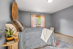 250 Wind Stone Dr, Madison, WI 53718 - Photo 16