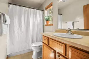 250 Wind Stone Dr, Madison, WI 53718 - Photo 18