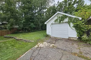 821 Summit St, Baraboo, WI 53913 - Photo 22