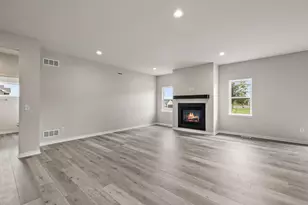 211 Michelle Ln, Cottage Grove, WI 53527 - Photo 8