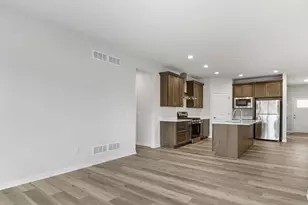 210 Michelle Ln, Cottage Grove, WI 53527 - Photo 16