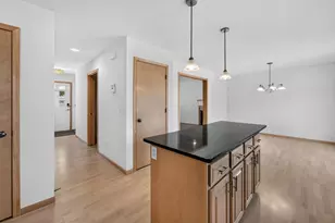 7722 Crawling Stone Rd, Madison, WI 53719 - Photo 8