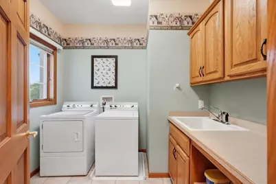 1299 St Patrick Way, Sun Prairie, WI 53590 - Photo 52