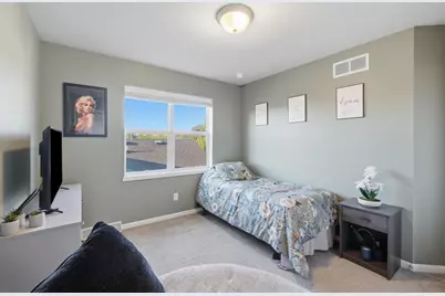 1082 O'Keeffe Avenue, Sun Prairie, WI 53590 - Photo 16