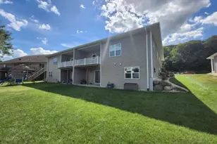 720 Forest Edge Dr, Mazomanie, WI 53560 - Photo 4