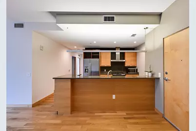 309 W Washington Avenue #905, Madison, WI 53703 - Photo 6