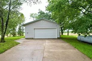 N9592 Yew Rd, Beaver Dam, WI 53916 - Photo 8
